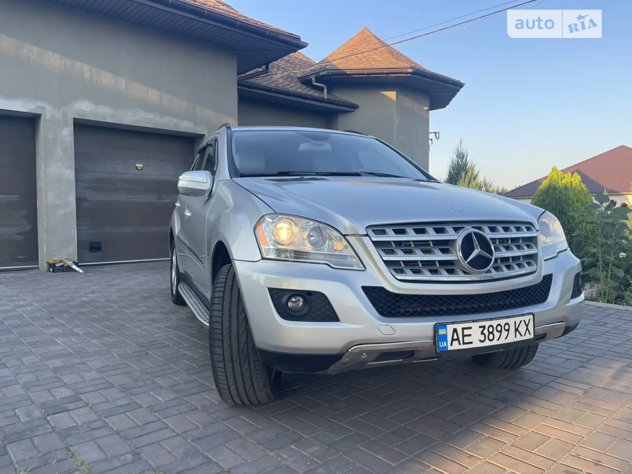 Mercedes-Benz M-Class 2009 photo 3