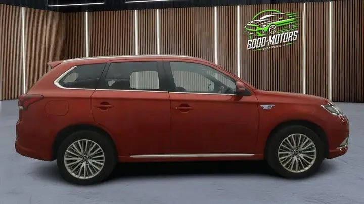 Mitsubishi Outlander 2019 photo 3