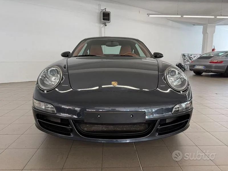Porsche 911 2006 photo 2