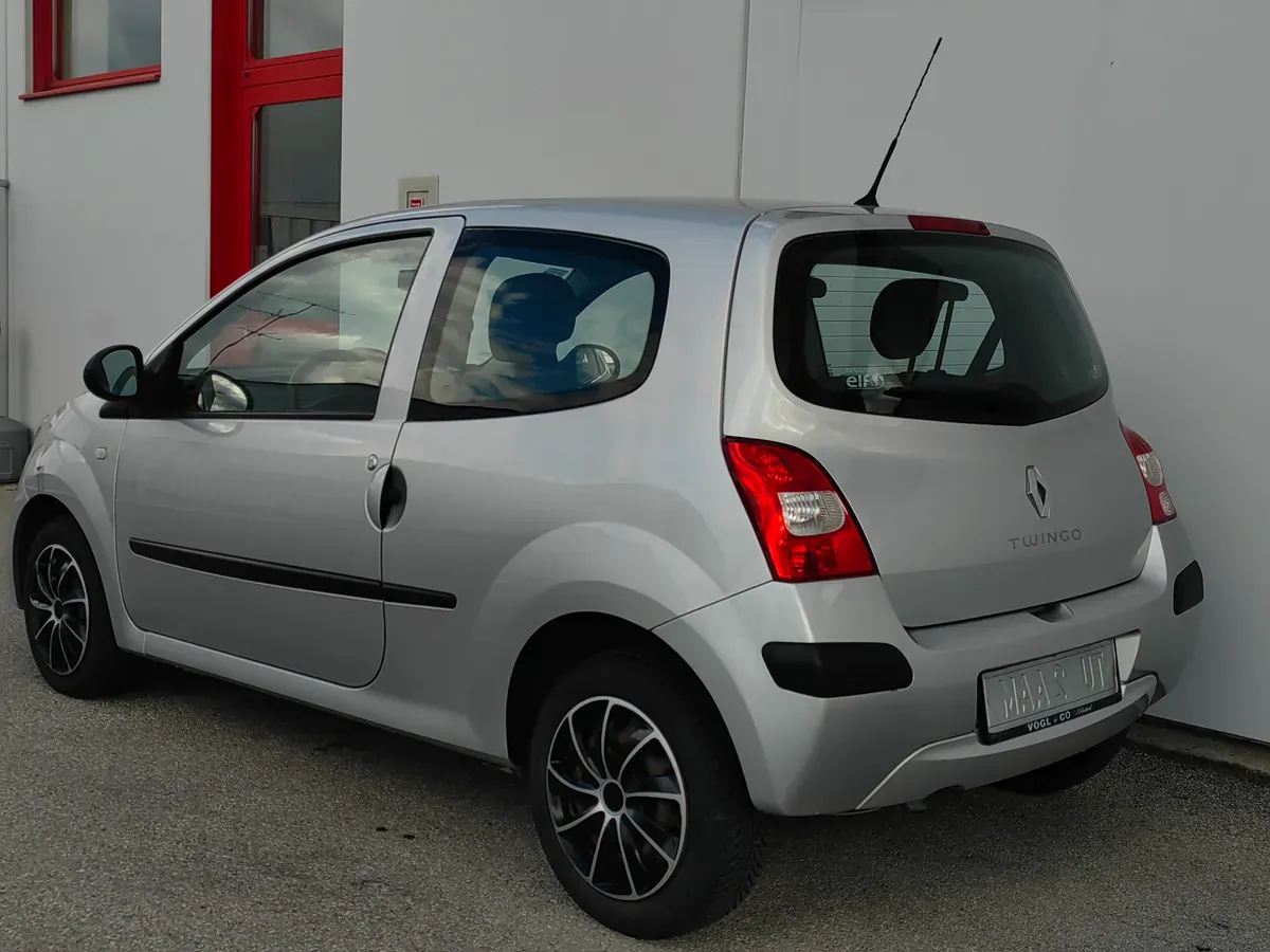Renault Twingo 2008 photo 2