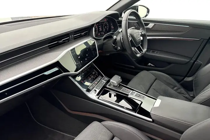 Audi A6 Avant 2025 photo 2