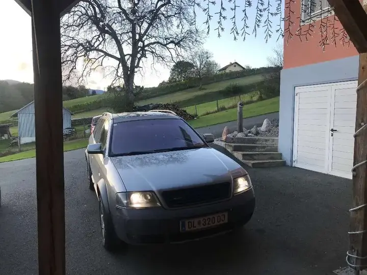 Audi A6 Allroad 2004 photo 2