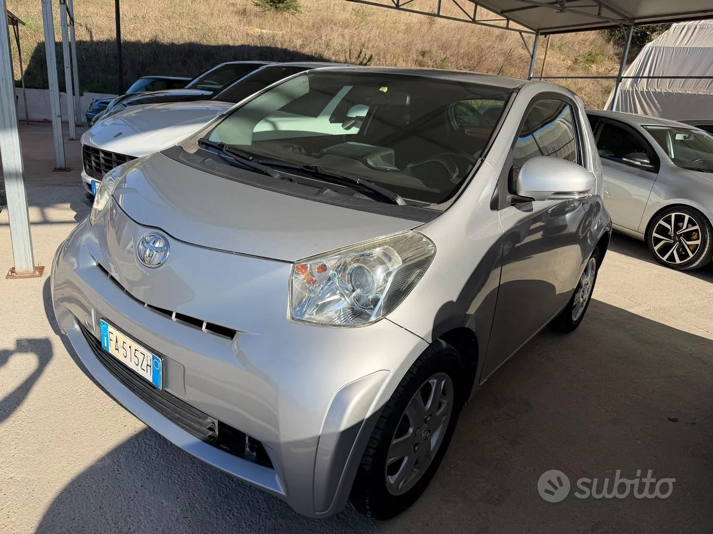 Toyota Iq 2009 photo 2