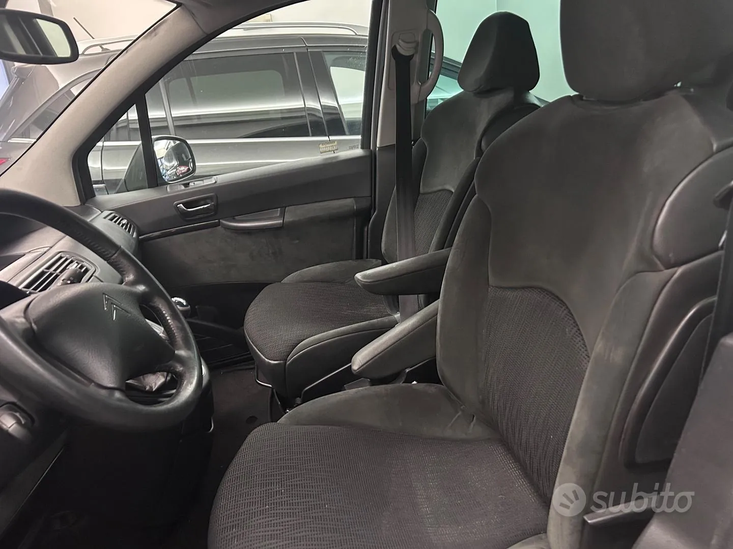 Citroen C8 2012 photo 3