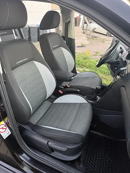 Volkswagen Polo Cross 2010 photo 4