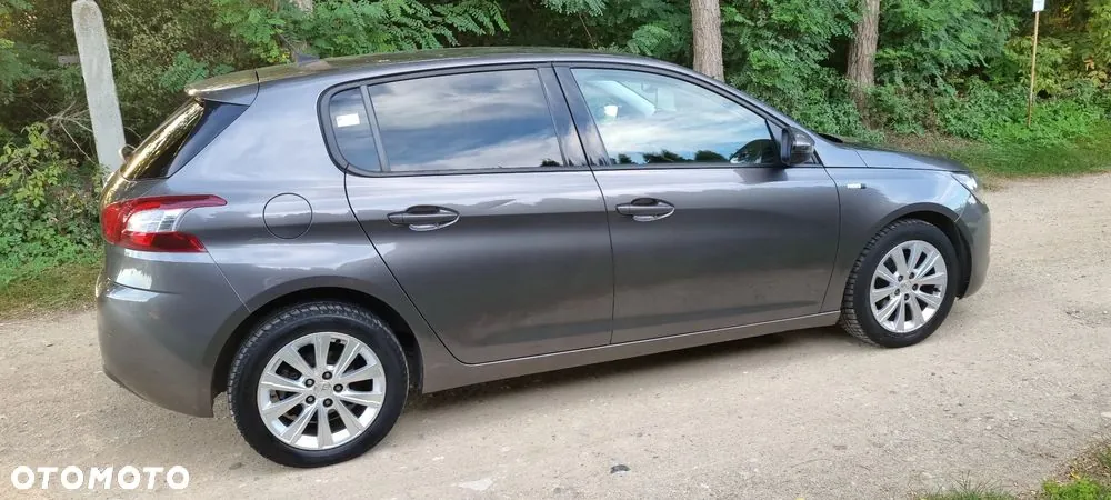 Peugeot 308 2016 photo 2