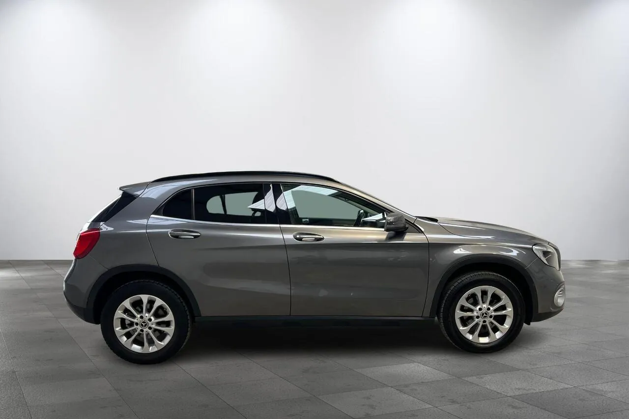 Mercedes-Benz Gla 2018 photo 4