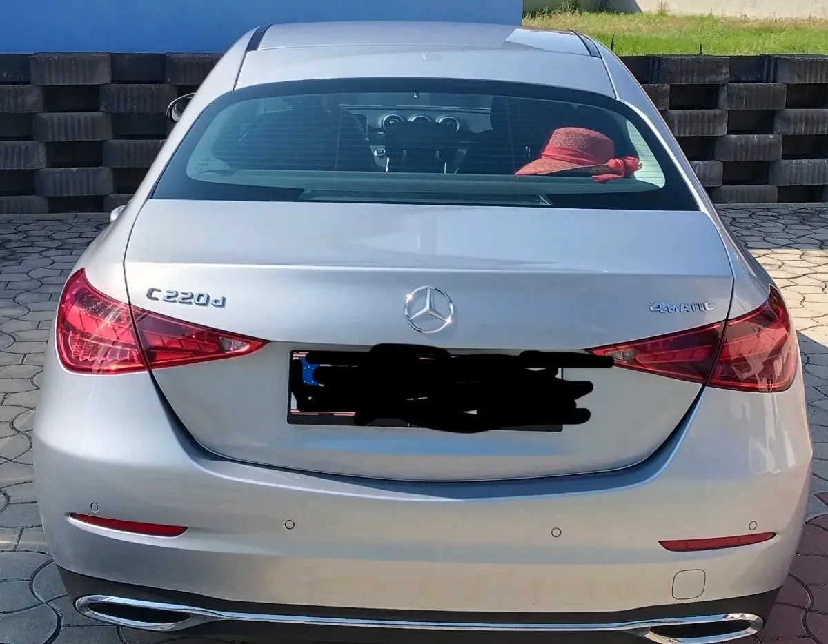 Mercedes-Benz C-Class 2022 photo 2