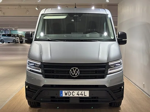 Volkswagen Crafter 2026 photo 2