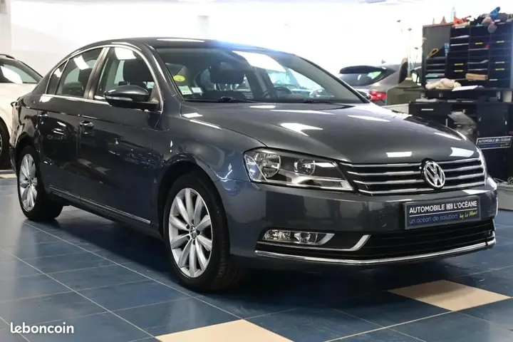 Volkswagen Passat 2012 photo 3