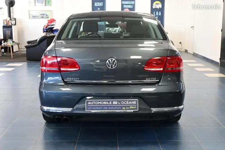 Volkswagen Passat 2012 photo 5