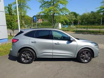 Ford Kuga 2023 photo 2