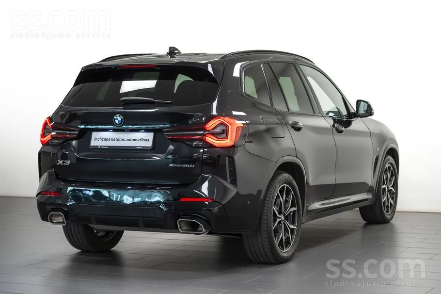 BMW X3 2024 photo 2