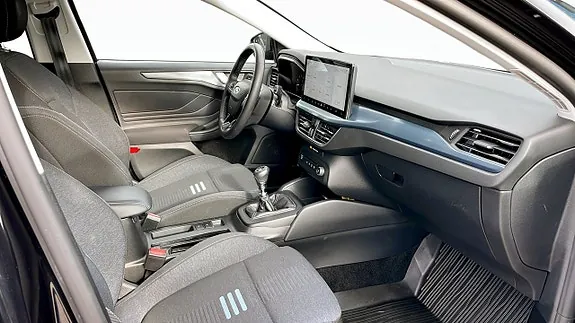 Ford Focus 2024 photo 3