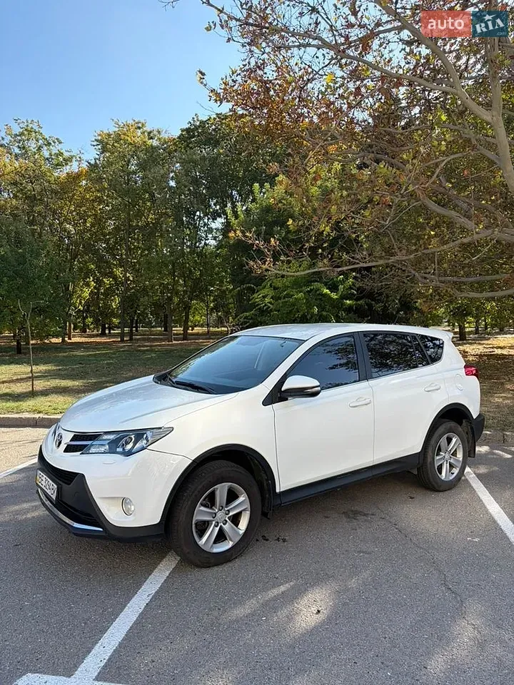 Toyota Rav4 2013 photo 4