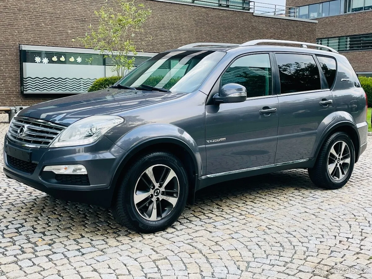 KG Mobility Rexton 2016 photo 2