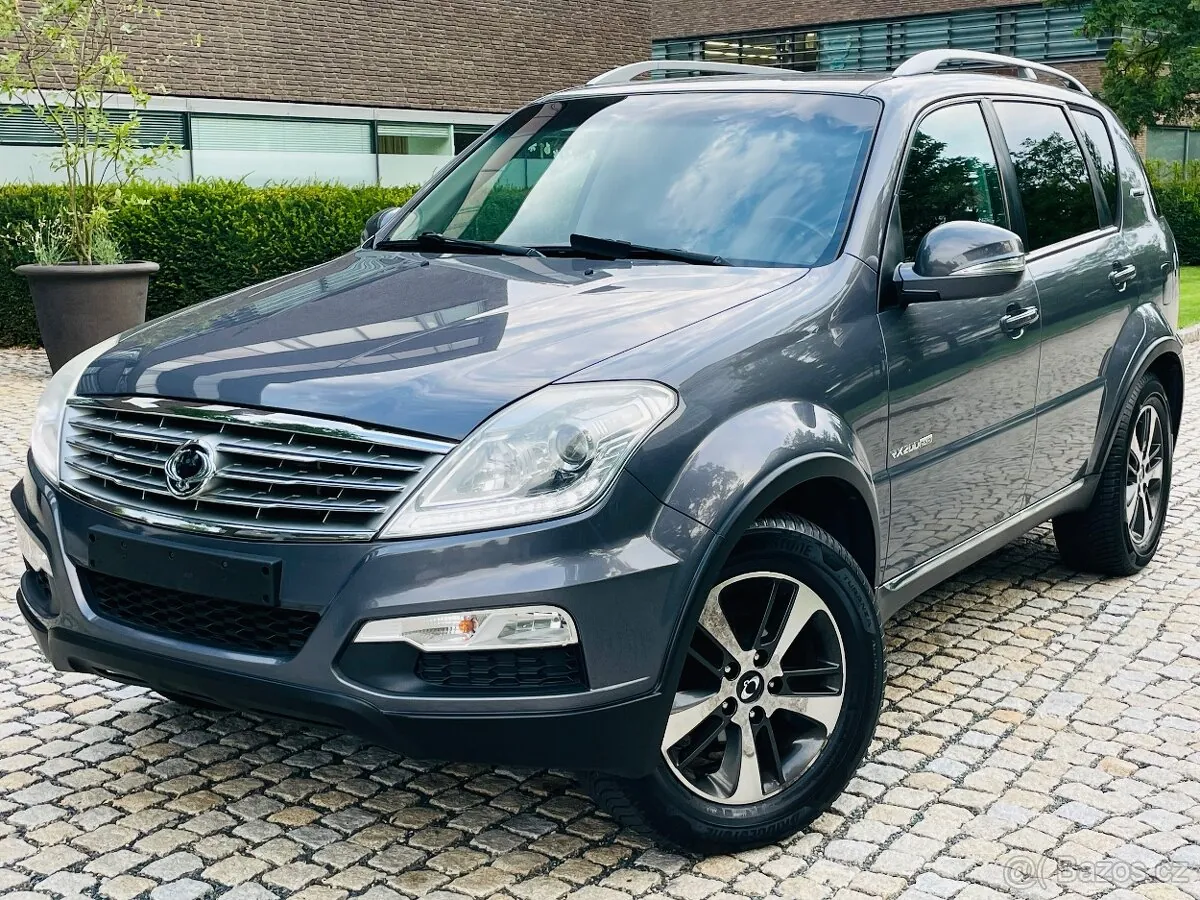 KG Mobility Rexton