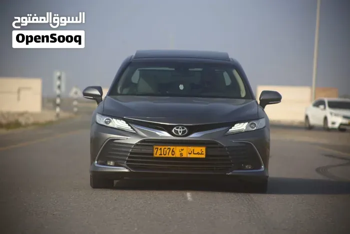 Toyota Camry 2021 photo 3