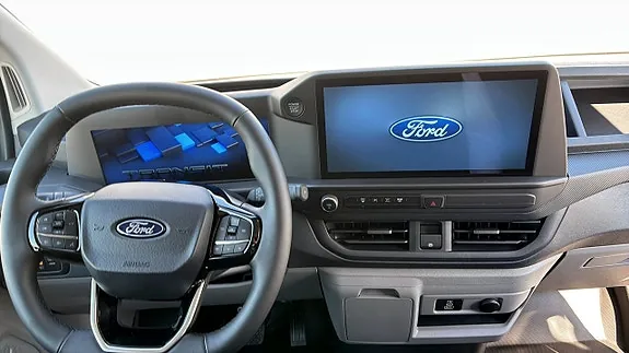 Ford Custom 2025 photo 4