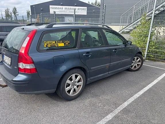 Volvo V50 2006 photo 2