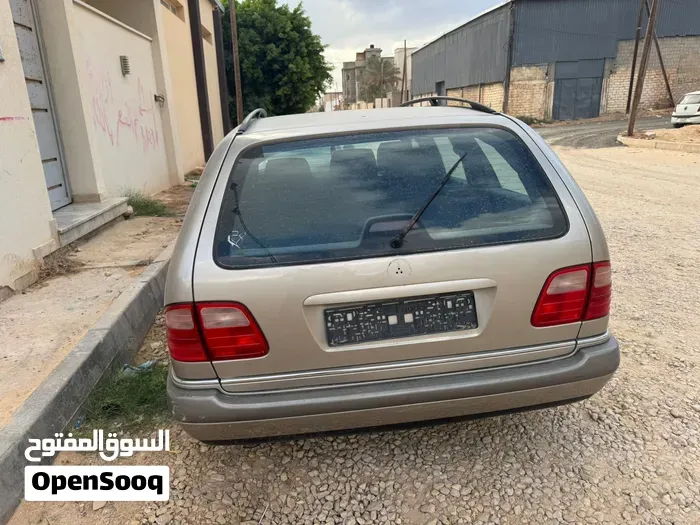 Mercedes-Benz E-Class 1998 photo 4