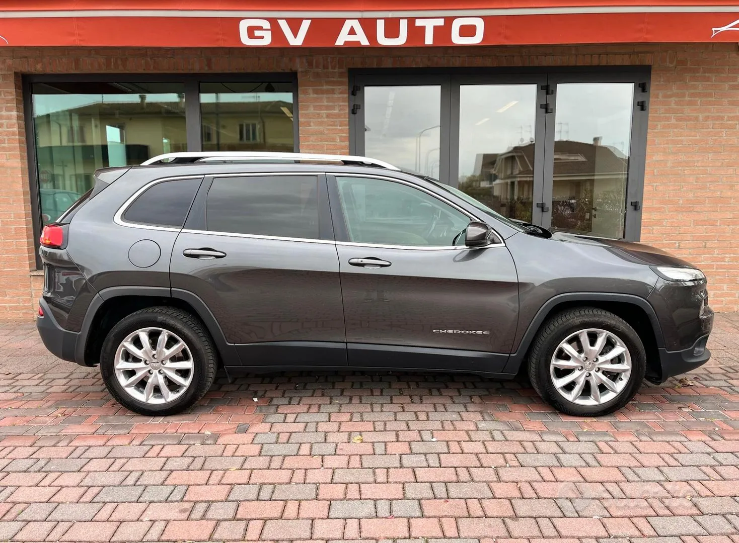 Jeep Cherokee 2016 photo 4