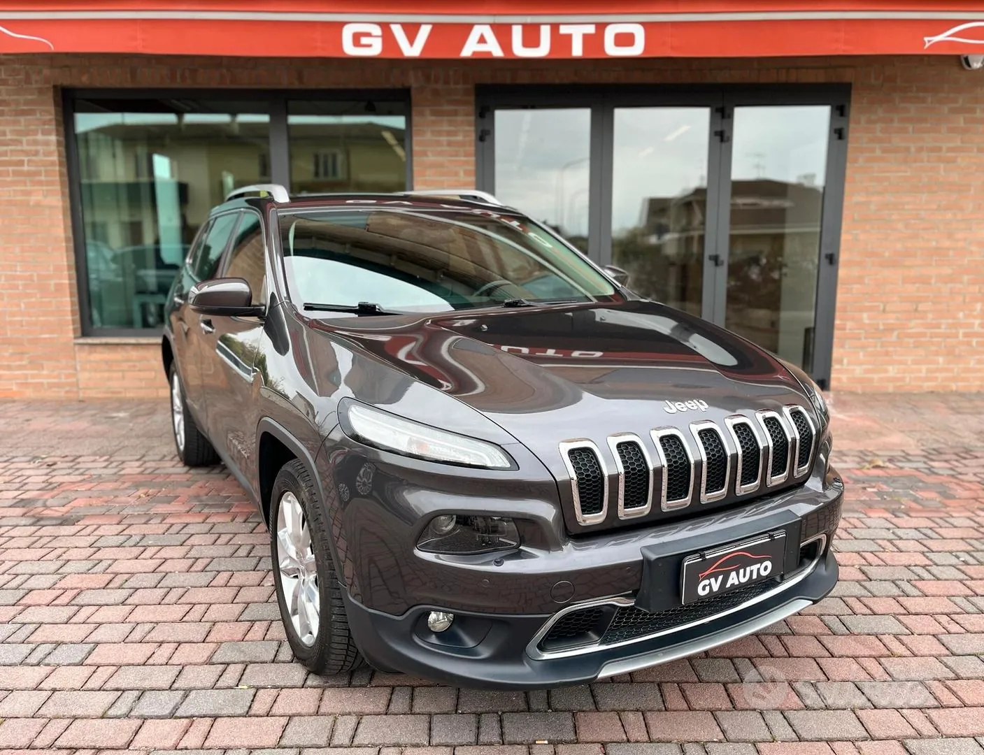 Jeep Cherokee 2016 photo 3