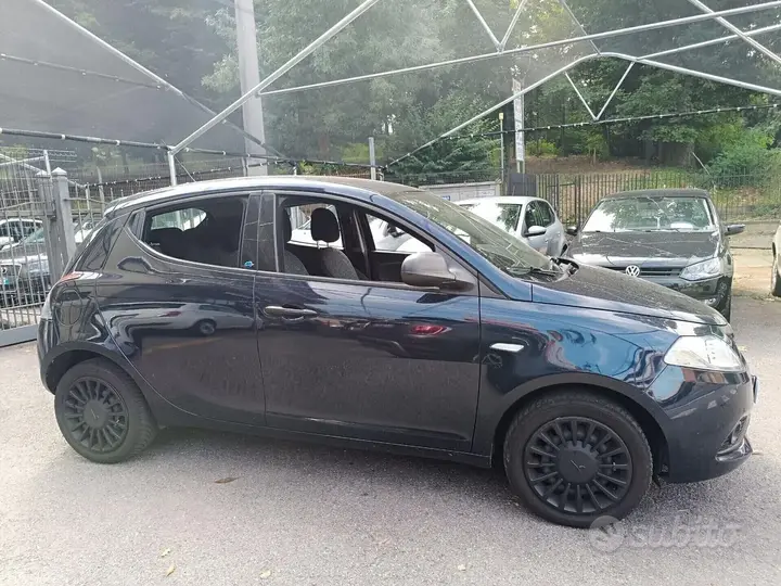 Lancia Ypsilon 2018 photo 4
