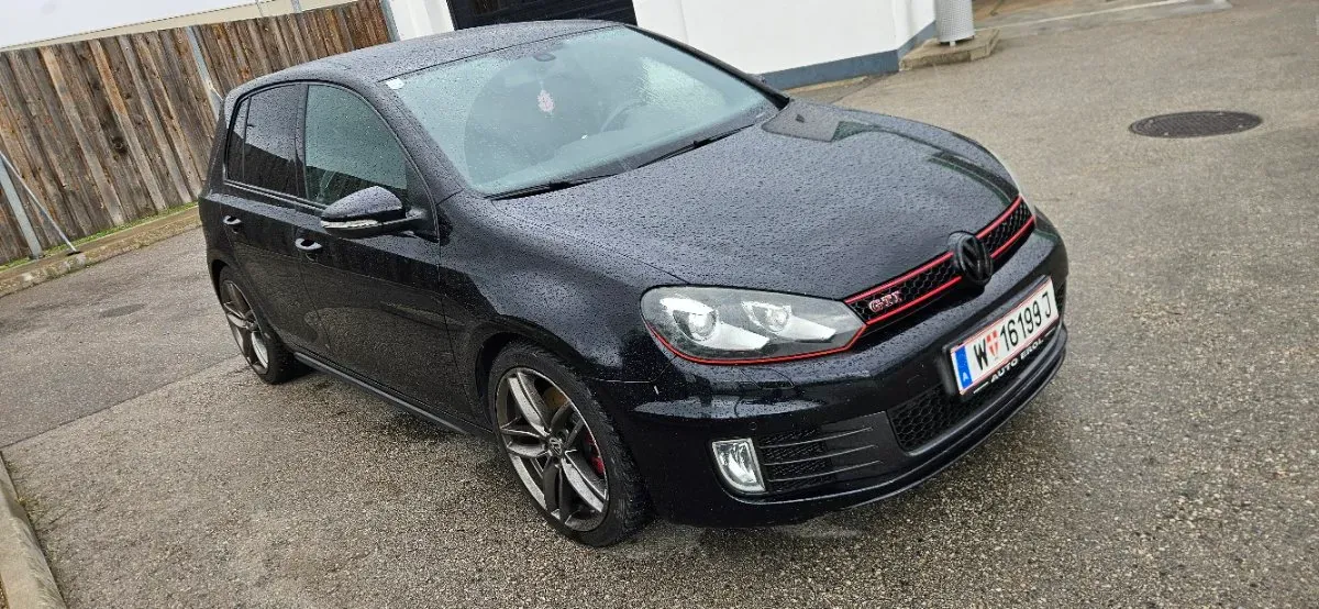 Volkswagen Golf 2012 photo 3