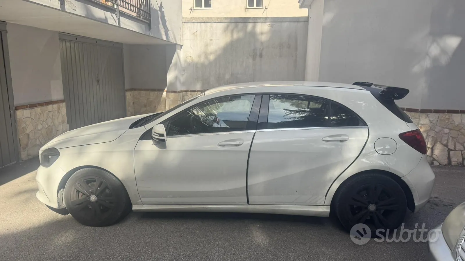 Mercedes-Benz A 2016 photo 4