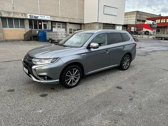 Mitsubishi Outlander 2015 photo 4