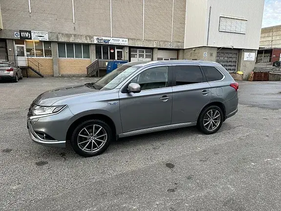 Mitsubishi Outlander 2015 photo 5