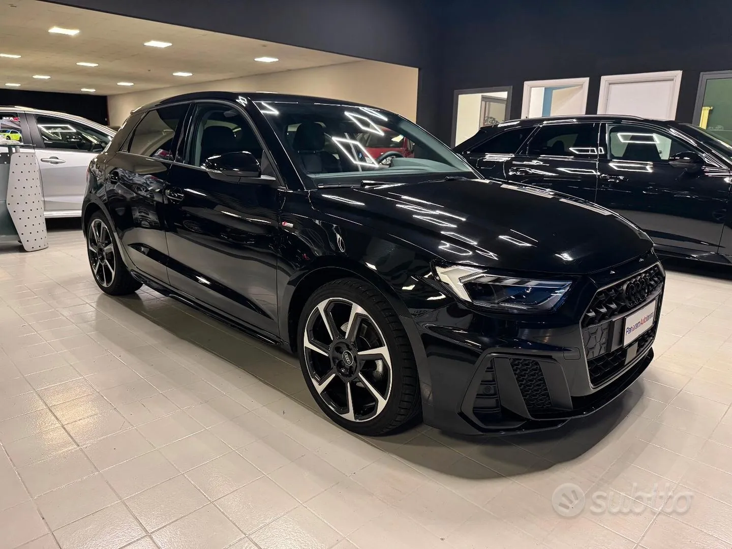 Audi A1 2025 photo 2