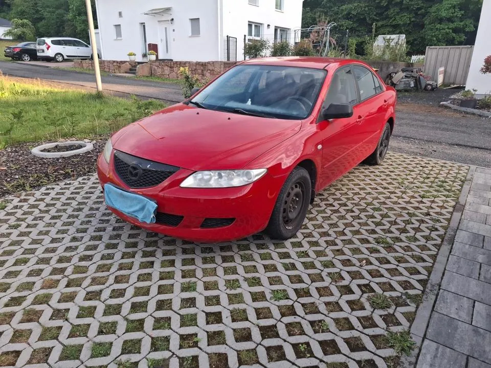 Mazda 6