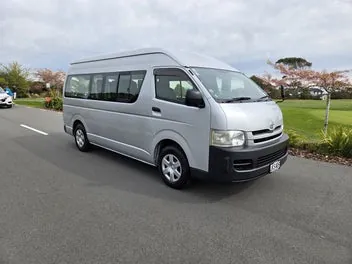 Toyota Hiace 2008 photo 2