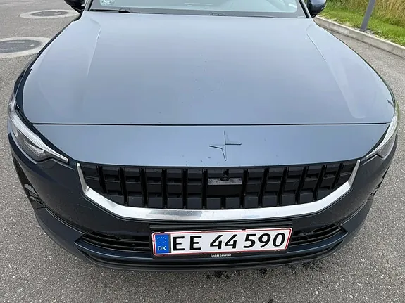 Polestar 2 2022 photo 2
