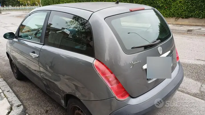 Lancia Ypsilon 2005 photo 4