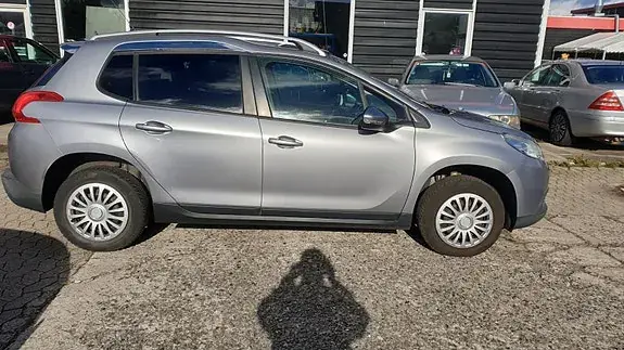 Peugeot 2008 2015 photo 4