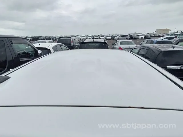 Toyota Sienta X 2011 photo 5