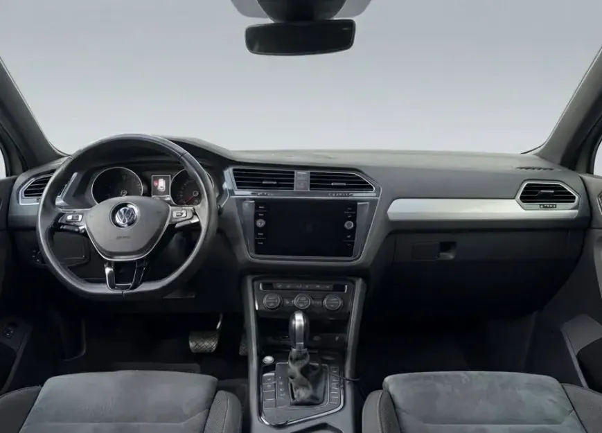 Volkswagen Tiguan 2018 photo 2