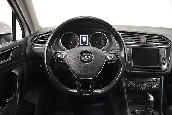 Volkswagen Tiguan 2017 photo 2