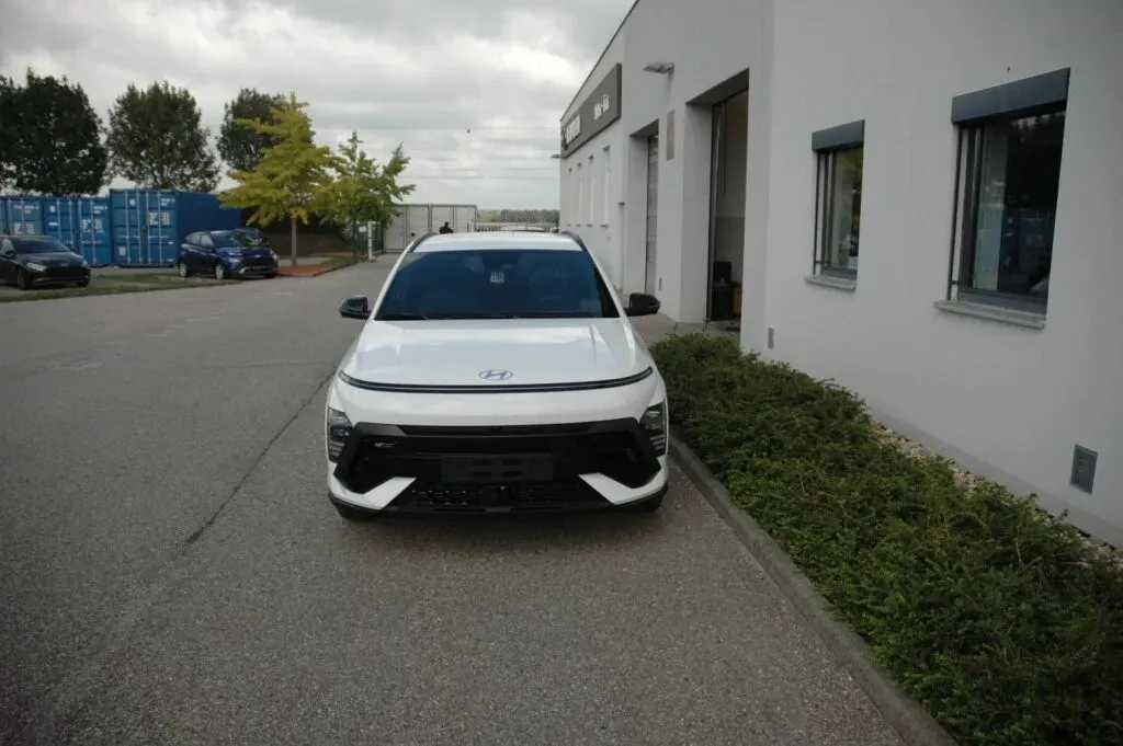 Hyundai Kona 2025 photo 3