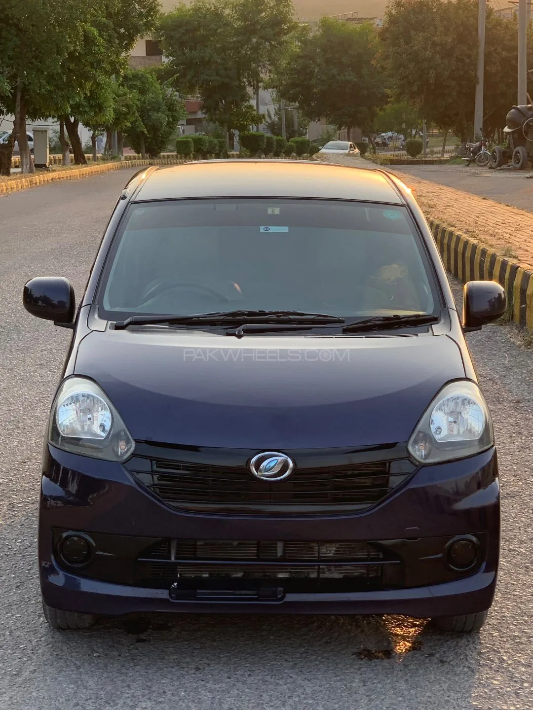 Daihatsu Mira