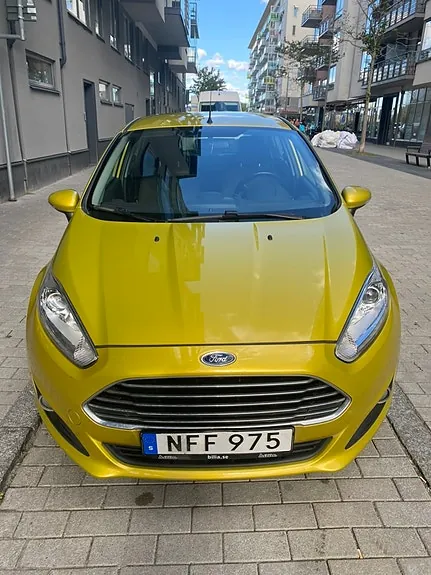 Ford Fiesta 2013 photo 2