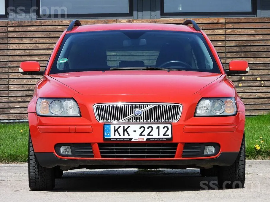 Volvo V50 2005 photo 2