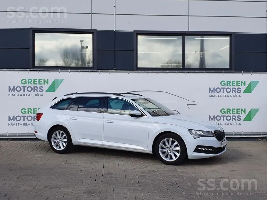 Skoda Superb 2021 photo 3