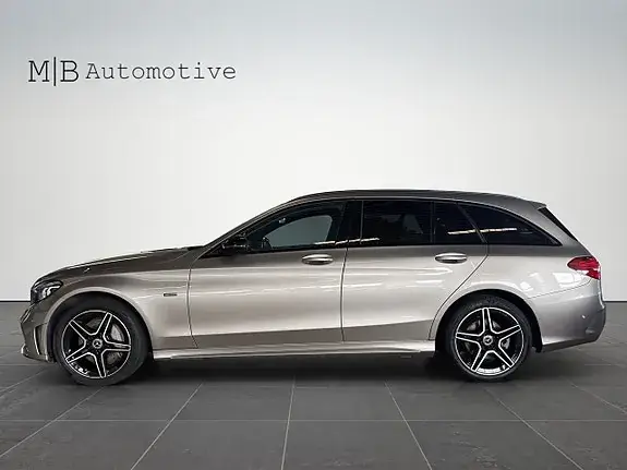 Mercedes-Benz C300 2021 photo 3