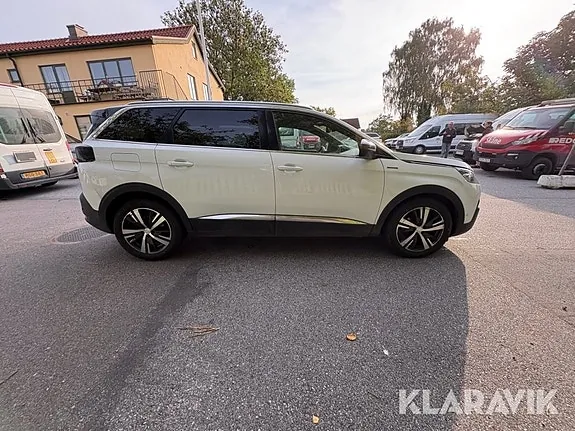 Peugeot 5008 2019 photo 4
