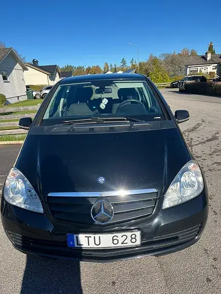 Mercedes-Benz A 160 2011 photo 2