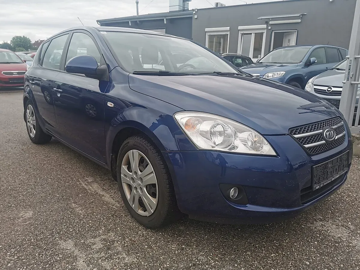 Kia Ceed 2008 photo 3